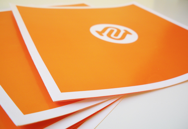 Plano detalle de D&iacute;ptico Naranja Lineacentro Wellfitness Club